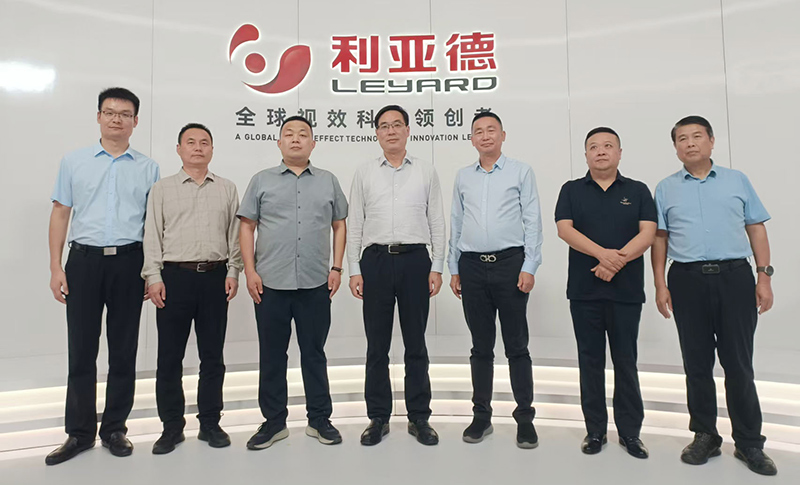 光山县县委书记李伟一行走访九游老哥J9俱乐部，共商文旅合作新蓝图